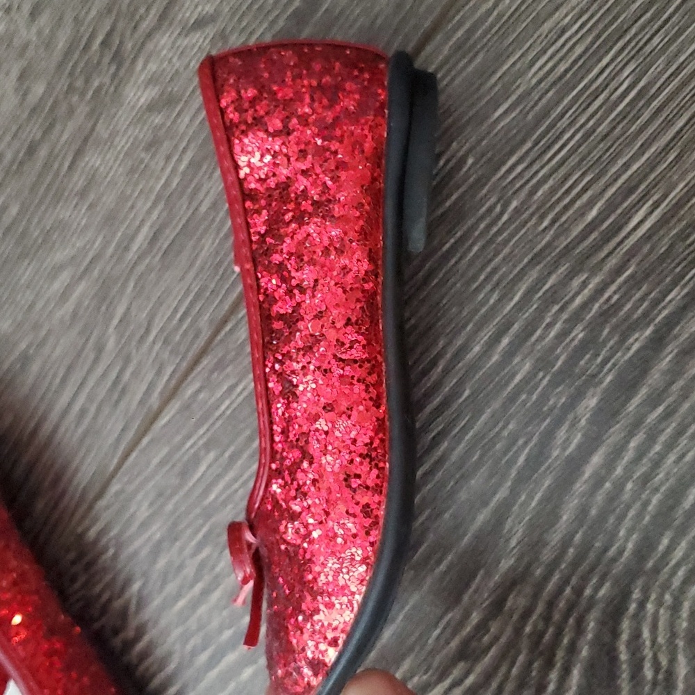 ❤️ Red Circo Sparkly Girls Ballet Style Flats - Shoes - Size 6 - Picture 5 of 5